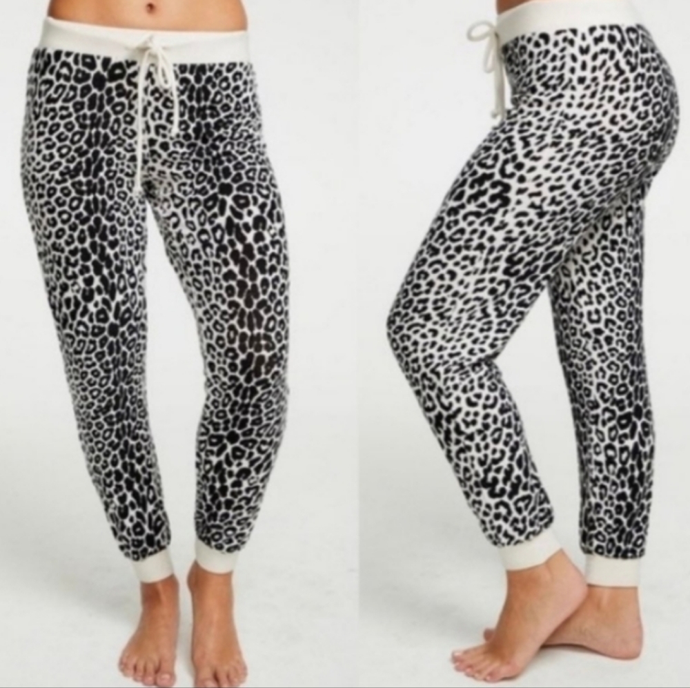 CHASER Cream & Black Cheatah/Leopard Print Light Weight Jersey Style Sweat Pants